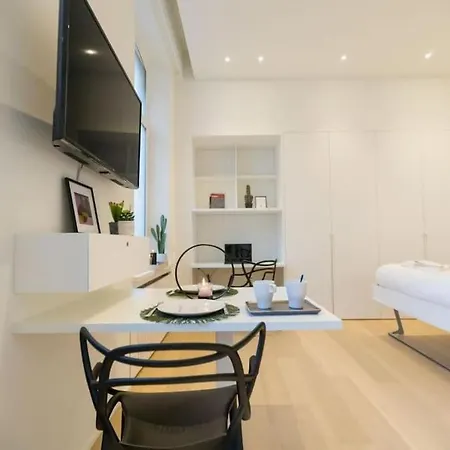 Fischer A La Petrusse 302 Luxembourg By