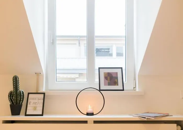 Fischer A La Petrusse 302