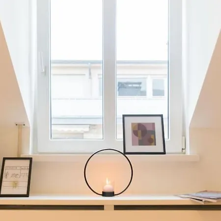 Fischer A La Petrusse 302